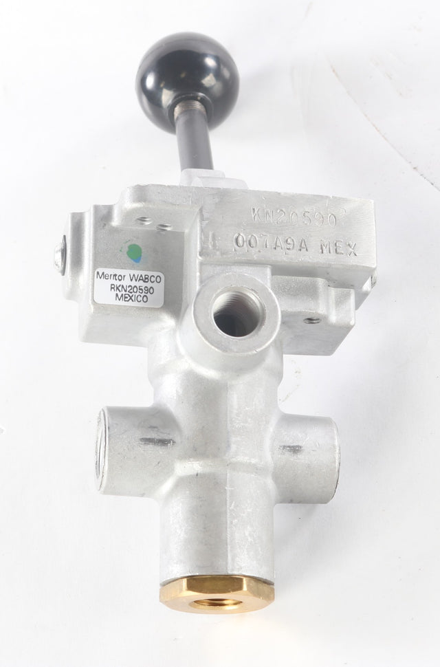 MACK ­-­ 8235-RKN20590 ­-­ VLV-HAND CONTROL