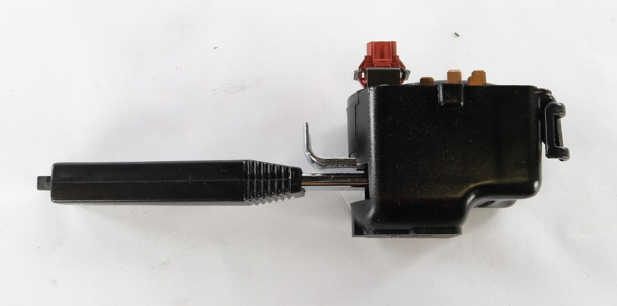 VOLVO ­-­ 84401-8005 ­-­ TURN SIGNAL SWITCH