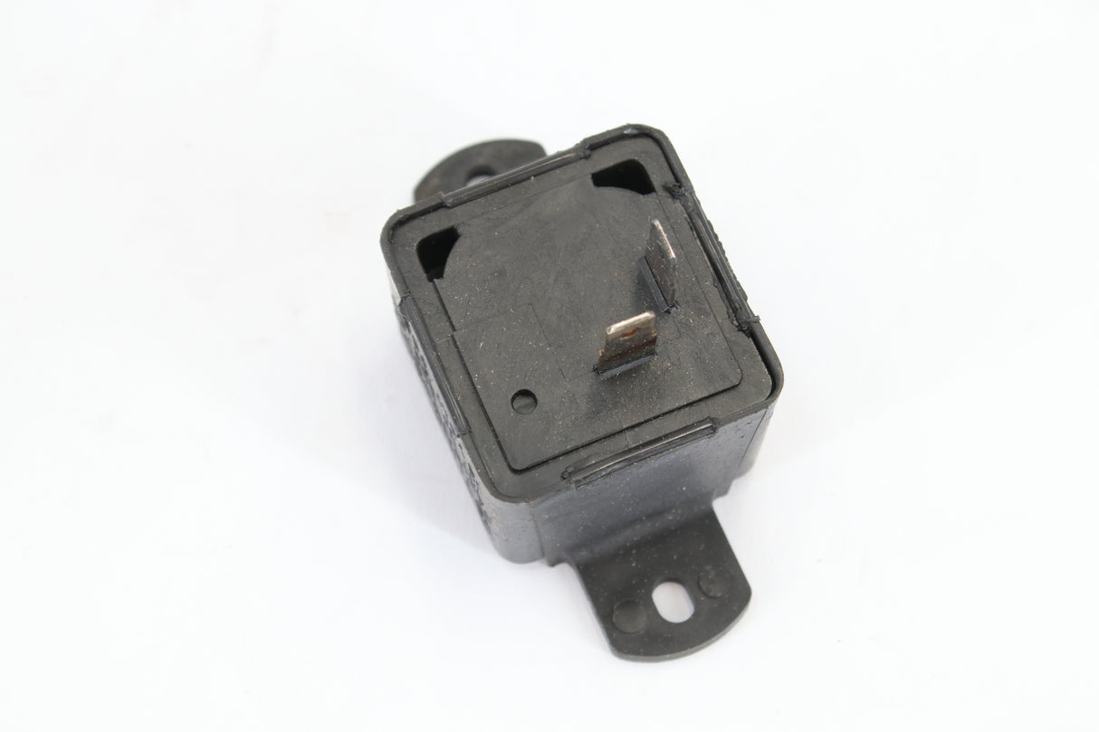 VOLVO ­-­ 84402-0003 ­-­ FLASHER