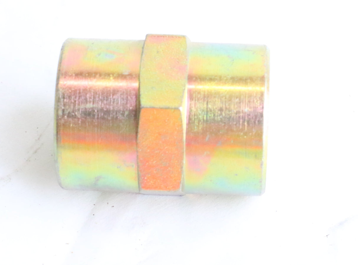 TEREX ­-­ 897435 ­-­ HYD FITTING COUPLING
