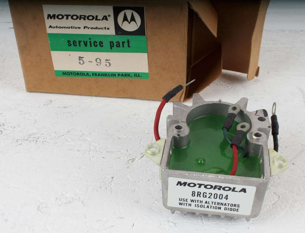 MOTOROLA ­-­ 8RG2004 ­-­ REGULATOR