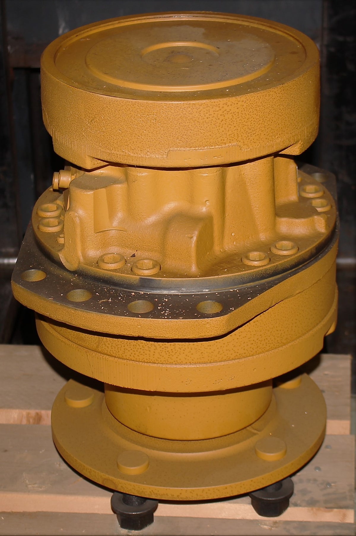 VOLVO - 9054546437 - HYDRAULIC MOTOR