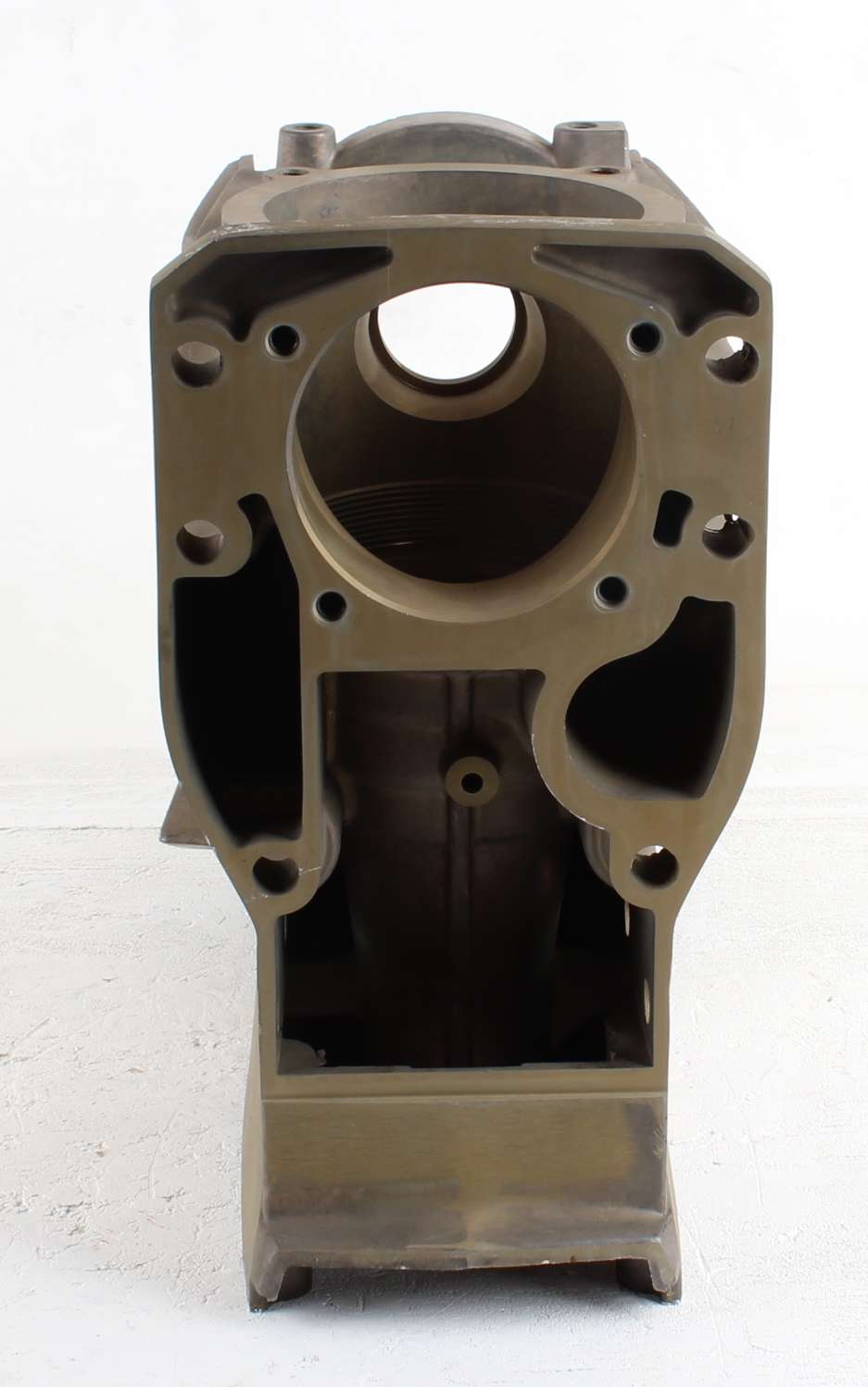 VOLVO PENTA ­-­ 912394 ­-­ HOUSING