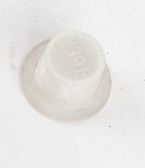 VOLVO - 943582 - PLUG