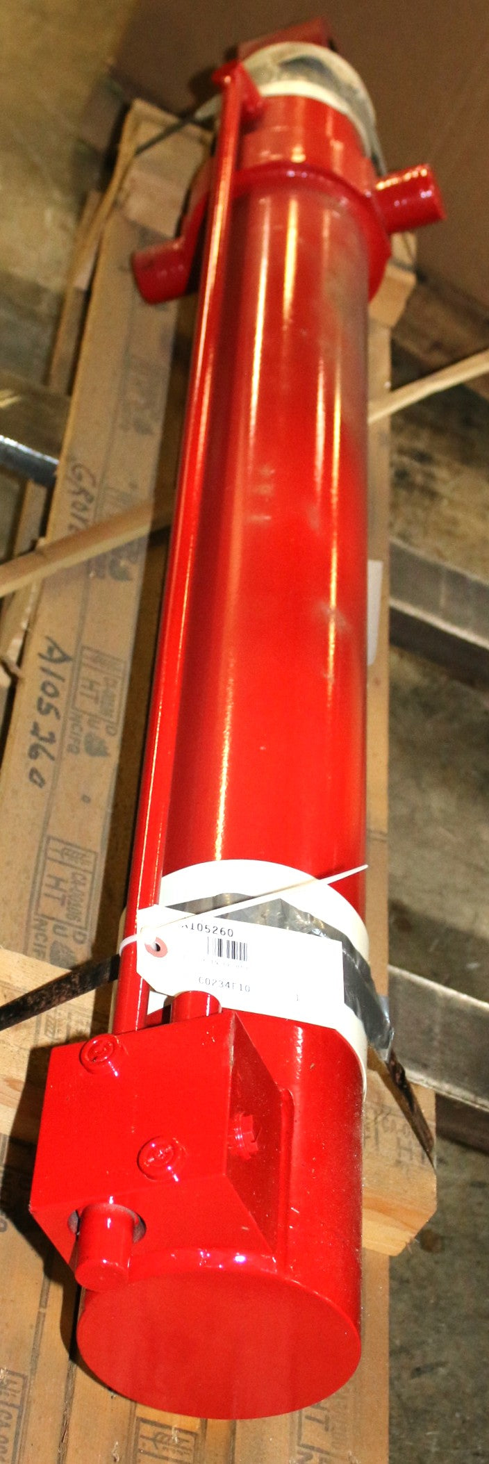 MANITOWOC GROVE ­-­ A105260 ­-­ CYLINDER HYDR 500 BORE X 441