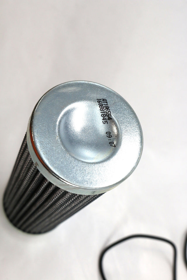 JOHN DEERE    ­-­ AT186554 ­-­ OIL FILTER