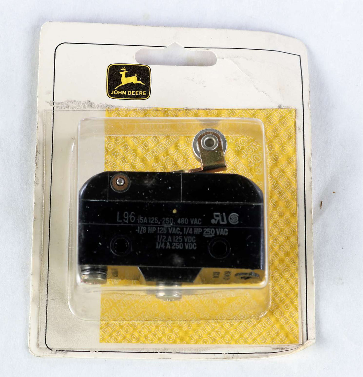 JOHN DEERE ­-­ AT43793 ­-­ 15 A 125  250  480 VAC SWITCH