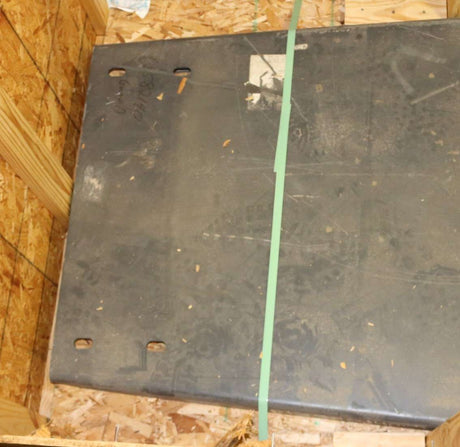 HITACHI ­-­ E12582140 ­-­ GUARD AY