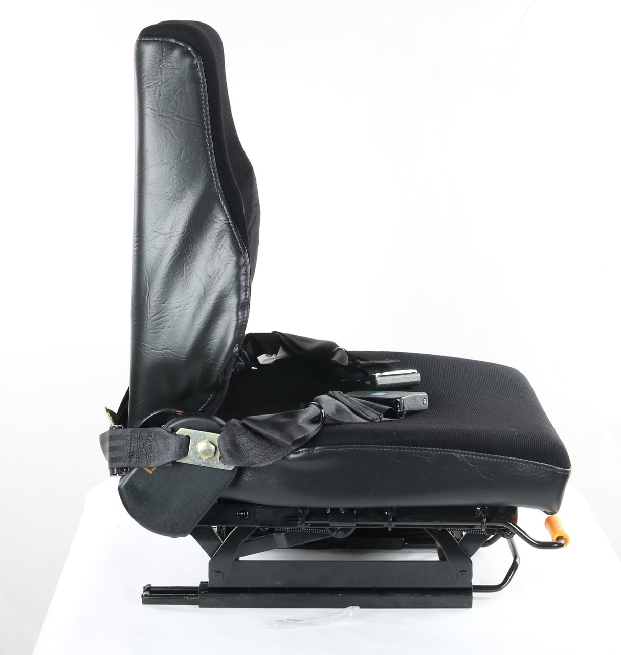 HITACHI ­-­ E12635860 ­-­ OPERATOR SEAT