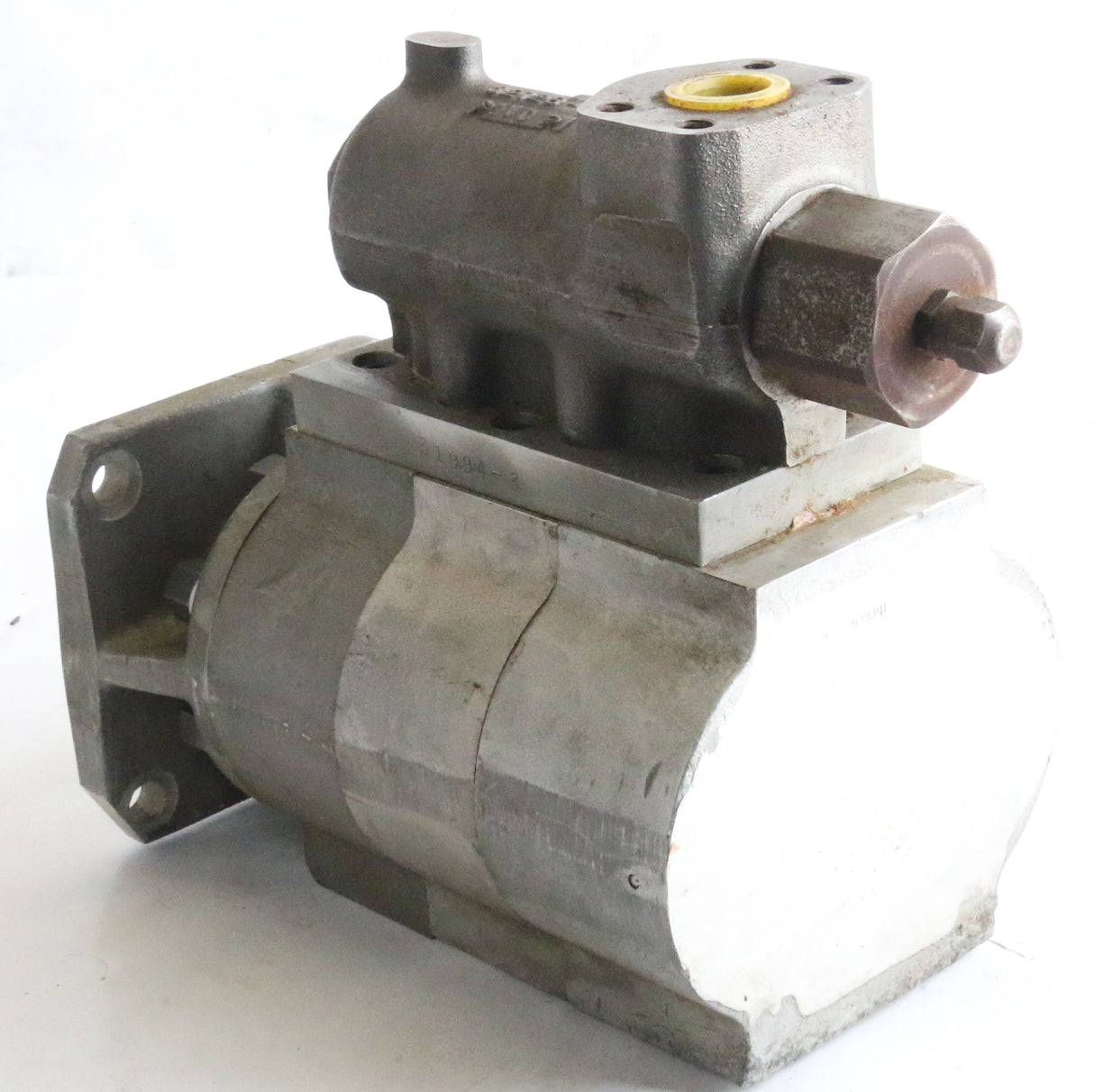 HITACHI ­-­ E4010111 ­-­ PUMP