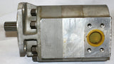 HITACHI ­-­ E4010111 ­-­ PUMP