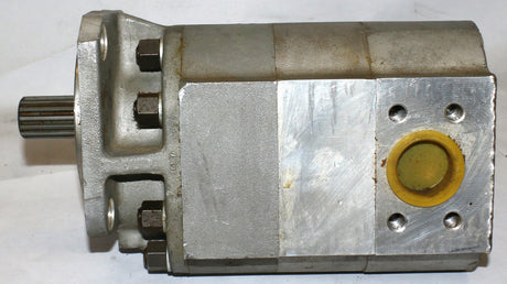 HITACHI ­-­ E4010111 ­-­ PUMP