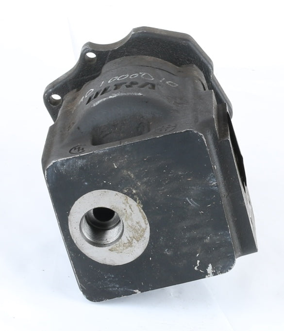 HYUNDAI ­-­ FAD1000010 ­-­ PUMP ASSEMBLY  MAIN