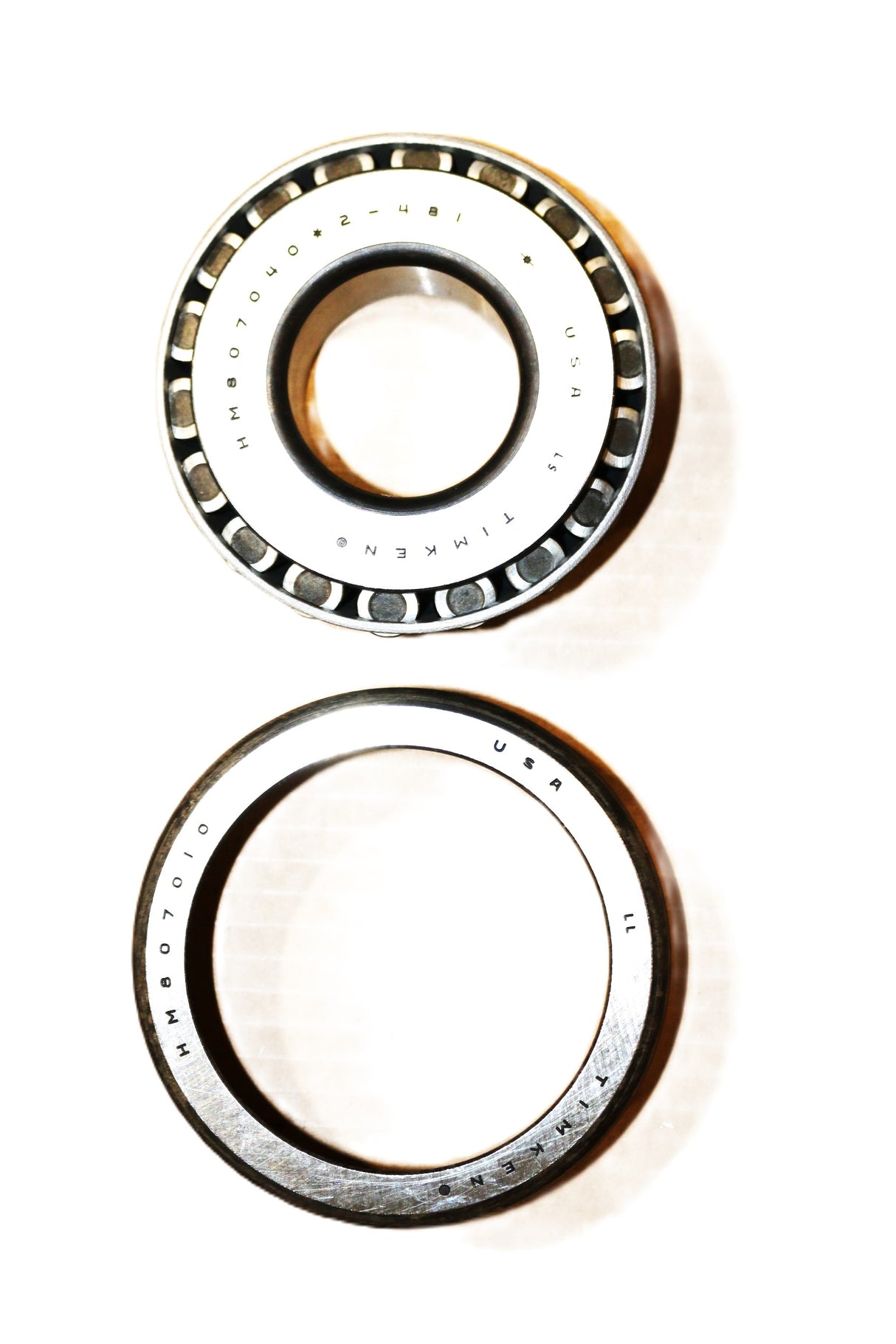 TIMKEN ­-­ HM807010 & HM807040 ­-­ BEARING SET 4-1/8in OD