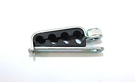 BOBCAT ­-­ IR36112522 ­-­ CLAMP