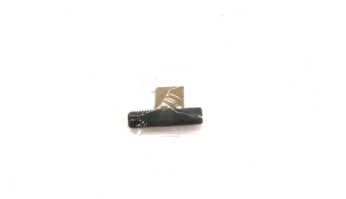 VOLVO ­-­ M0113874 ­-­ STUD