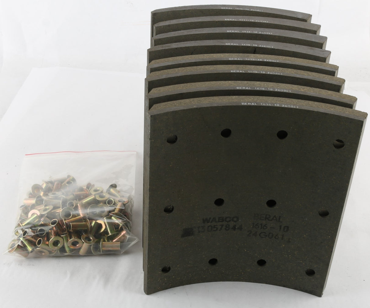 PREVOST ­-­ N9999001 ­-­ BRAKE LINING SET OVERSIZE 2MM