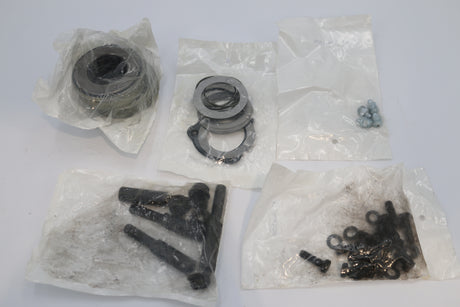 MERITOR ­-­ R201315 ­-­ KING PIN KIT