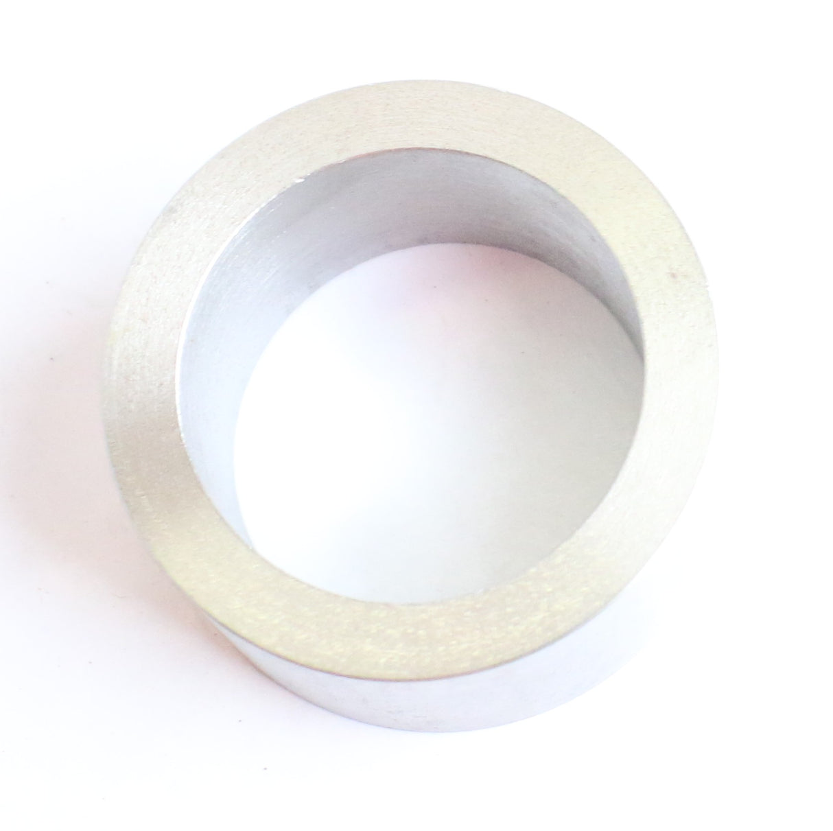 MANITOWOC GROVE ­-­ S202072 ­-­ BUSHING