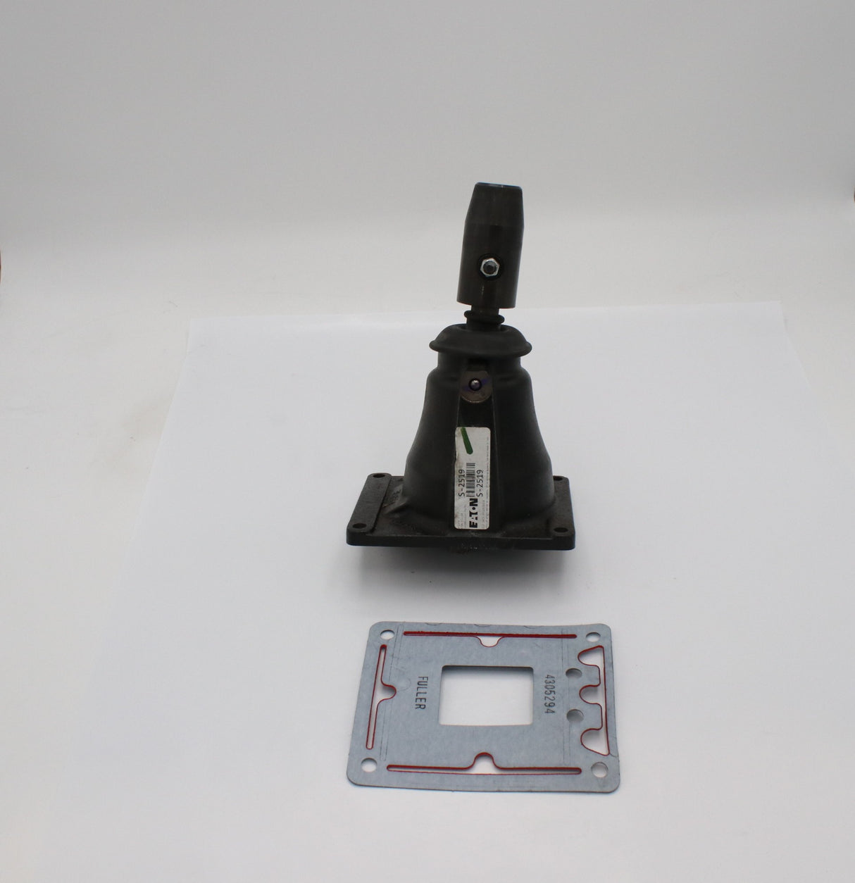 EATON FULLER ­-­ S2519 ­-­ SHIFT LEVER HSG ASM