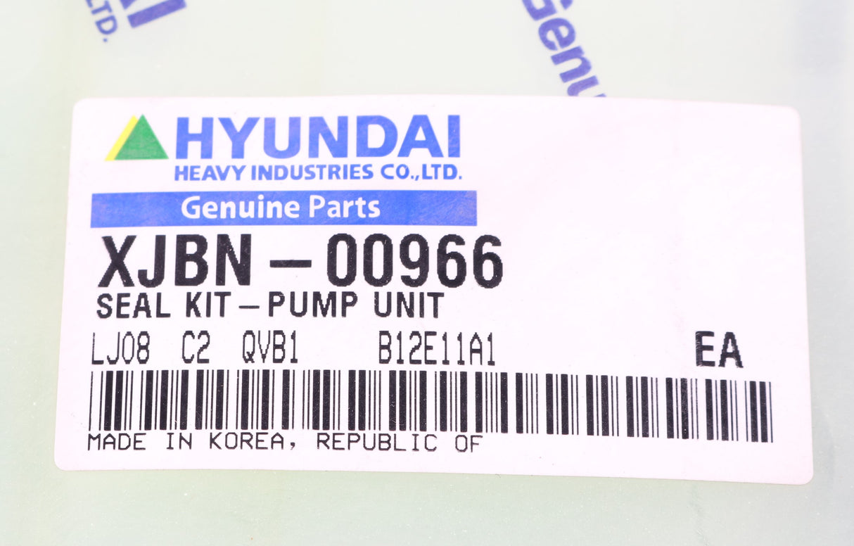 HYUNDAI ­-­ XJBN-00966 ­-­ HYDRAULIC PUMP SEAL KIT