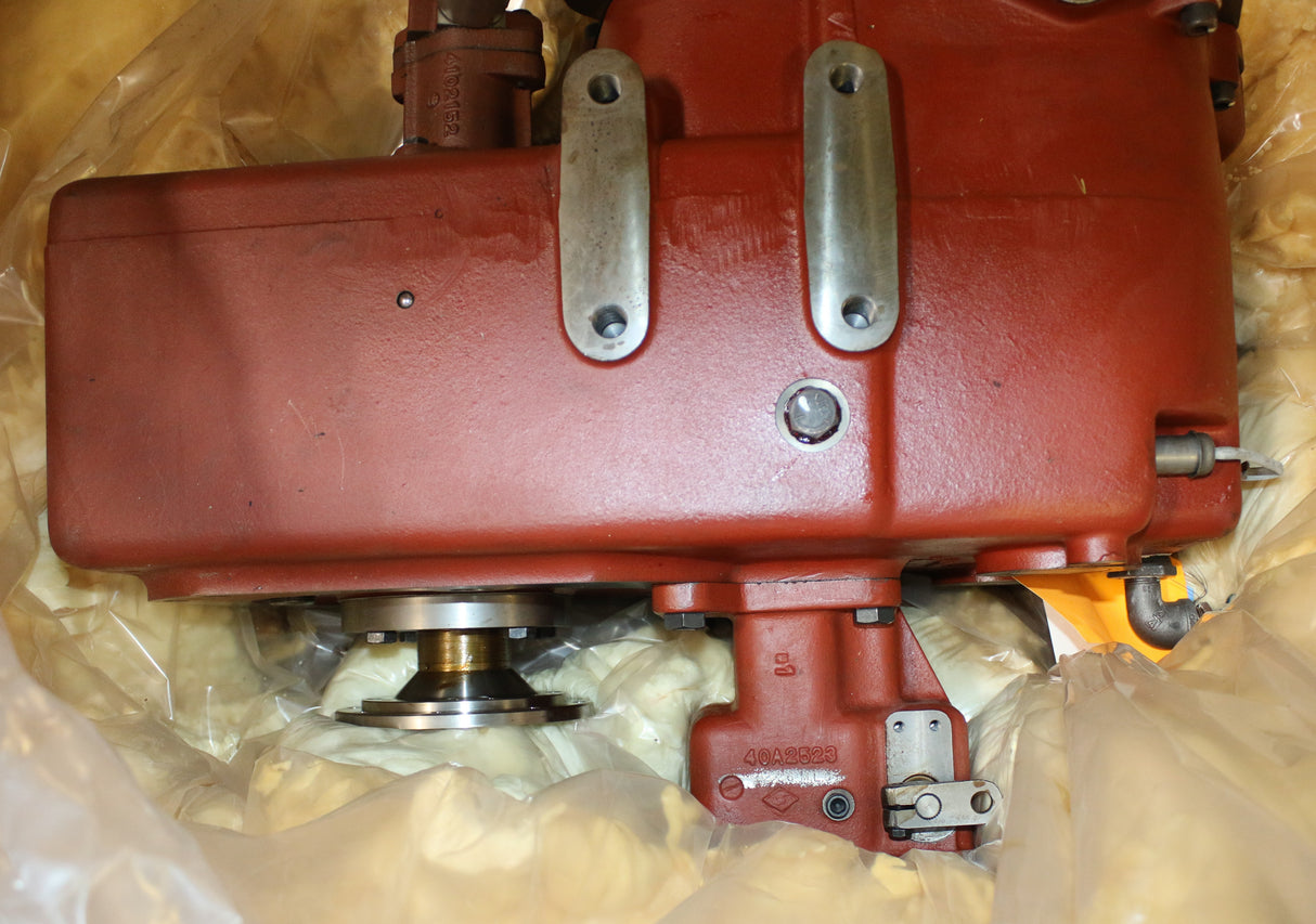 GRADALL ­-­ 77383695 ­-­ POWERSHIFT TRANSMISSION 4X4