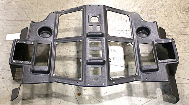AUTOCAR ­-­ A5500010-001 ­-­ PANEL_CTR CNSL ASSY
