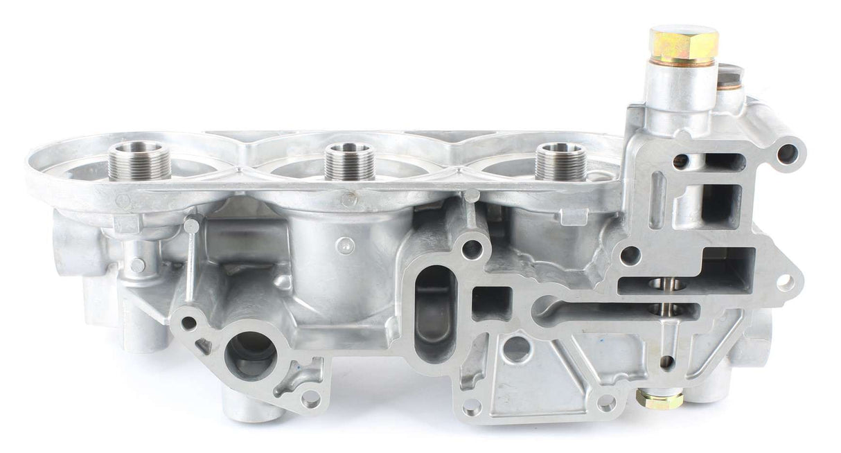 VOLVO ­-­ 20744725 ­-­ OIL FILTER HOUSING