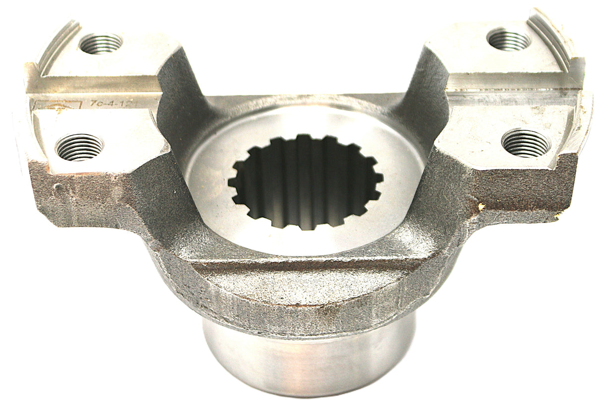 DANA SPICER ­-­ 7C-4-121 ­-­ WING BEARING END YOK