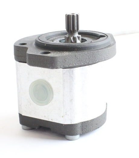 VOLVO ­-­ 9015077885 ­-­ HYDRAULIC PUMP