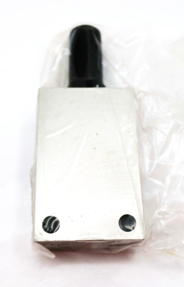MANLIFT GROVE ­-­ 7926003276 ­-­ RELIEF VALVE