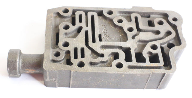 DANA SPICER ­-­ 244240 ­-­ CONTROL VALVE HOUSING