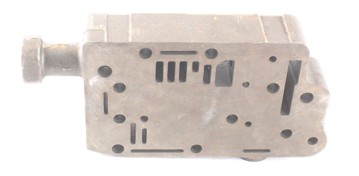 DANA SPICER ­-­ 244240 ­-­ CONTROL VALVE HOUSING