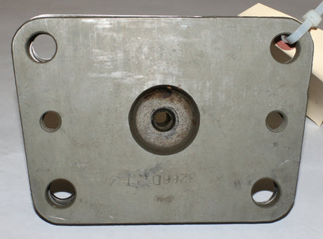 AXLETECH ­-­ 3266D1174 ­-­ PIN-CAP STRG KNUCKLE