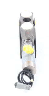 VOLVO ­-­ 15184817 ­-­ DIRECTIONAL CONTROL VALVE