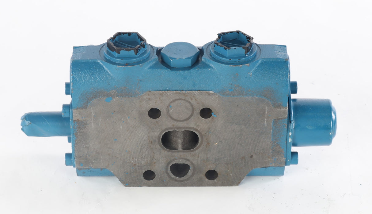 SCAT TRAK ­-­ 1318505 ­-­ HAMMER ELEMENT / HYDRAULIC VALVE SECTION