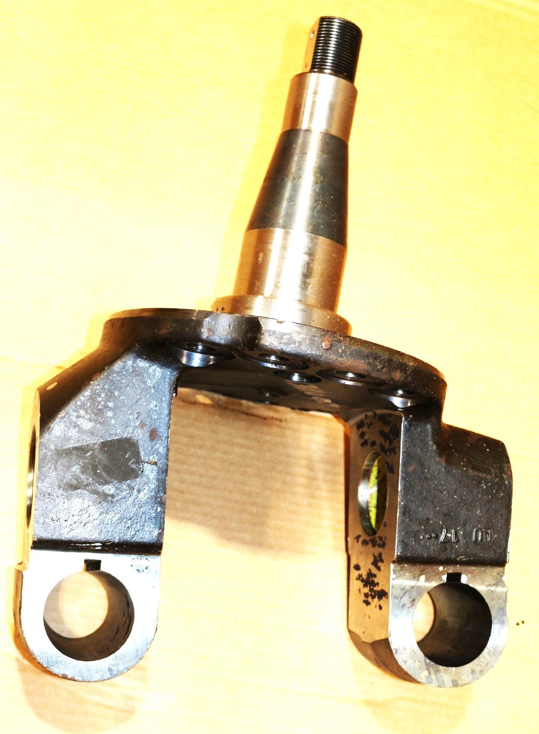 DANA SPICER ­-­ 120SK103X ­-­ KNUCKLE ASSY - STEERING