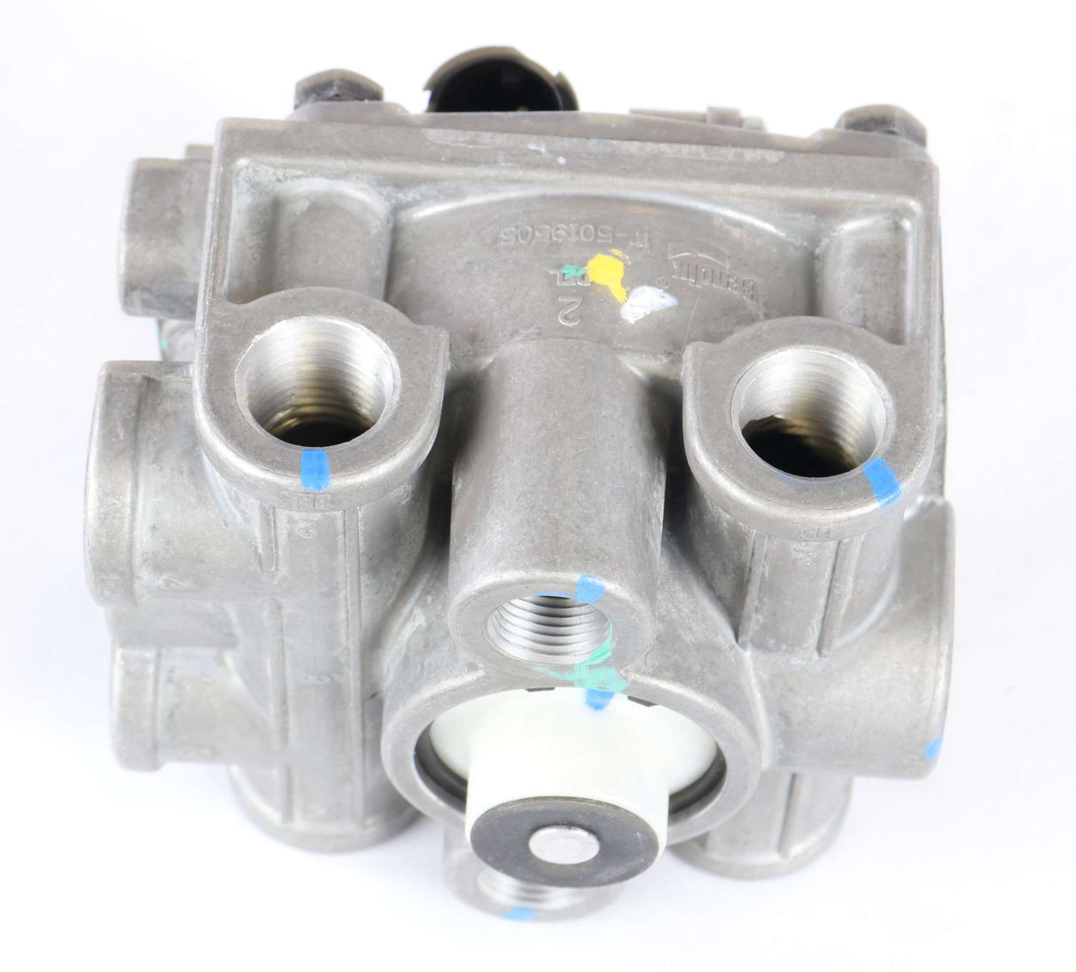 VOLVO ­-­ 85135349 ­-­ RELAY VALVE
