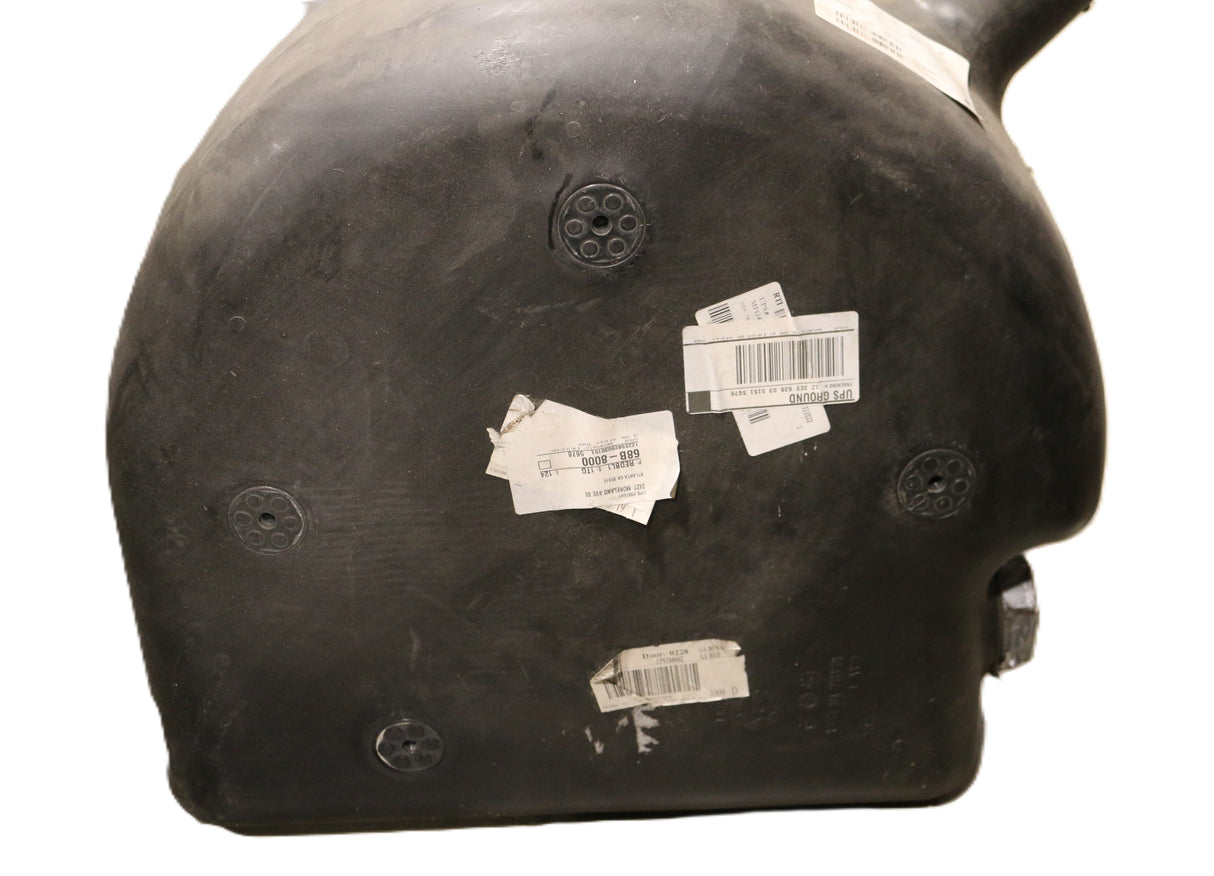 VOLVO ­-­ 21839998 ­-­ DEF TANK ASSEMBLY