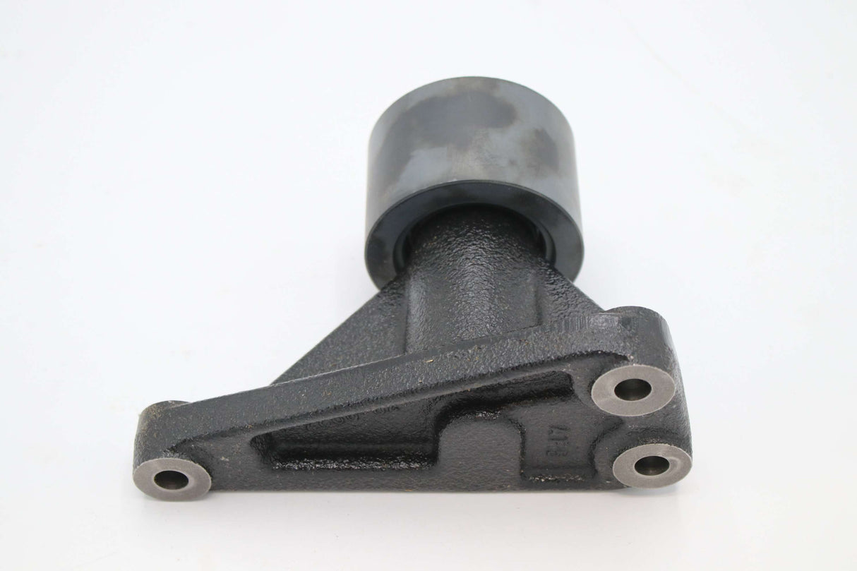 VOLVO ­-­ 21561640 ­-­ IDLER PULLEY
