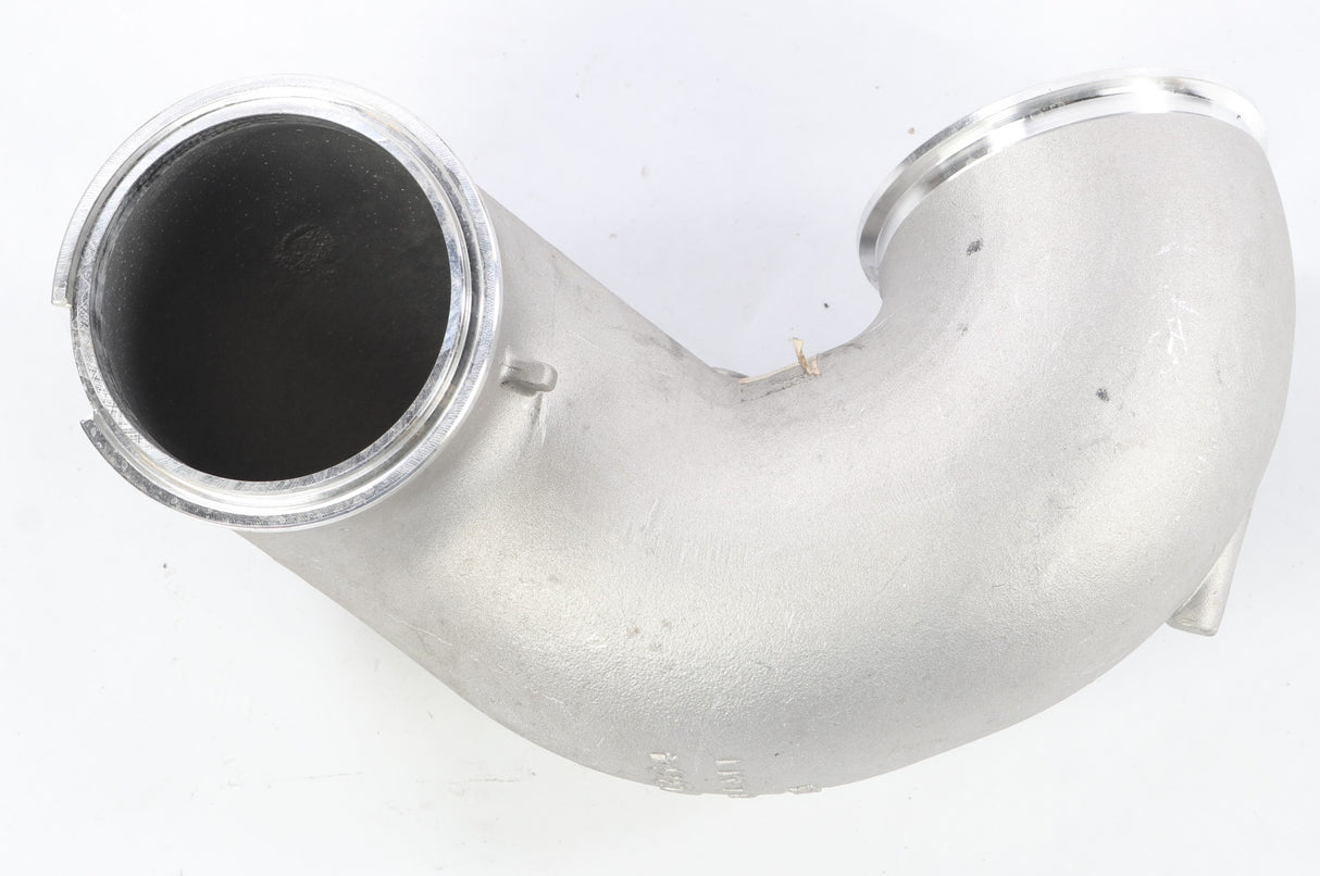 VOLVO ­-­ 20999364 ­-­ PIPE