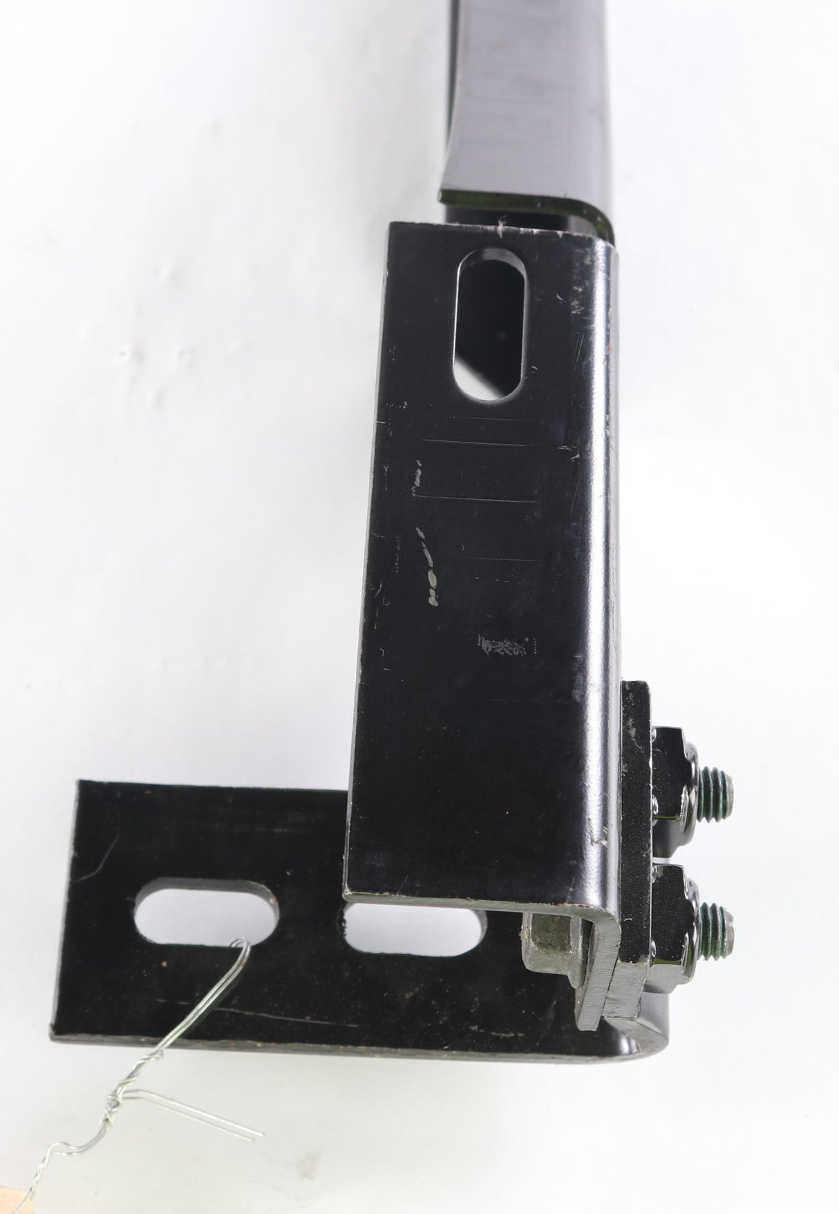 VOLVO ­-­ 20849255 ­-­ BRACKET