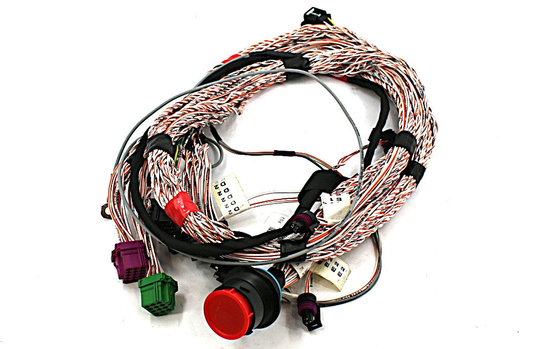VOLVO ­-­ 21119015 ­-­ WIRES