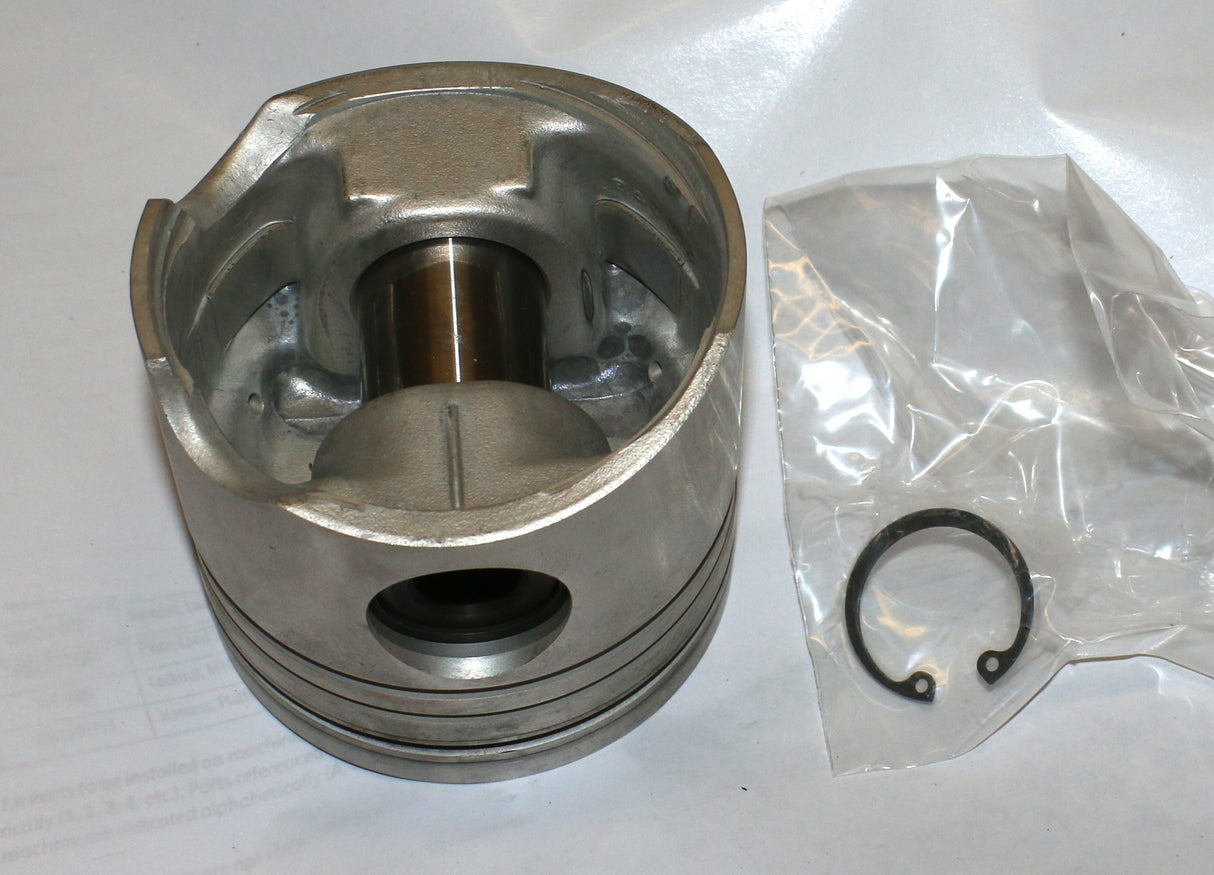 VOLVO PENTA ­-­ 3583213 ­-­ PISTON KIT