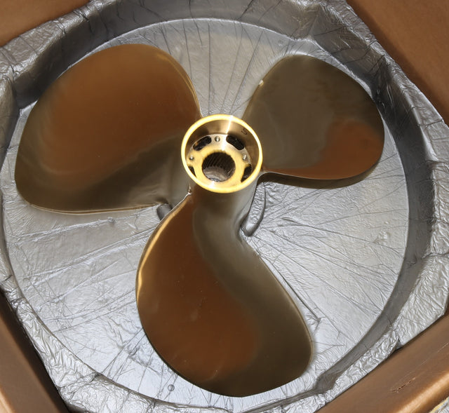 VOLVO PENTA ­-­ 3843965 ­-­ PROPELLER KIT P5 SET