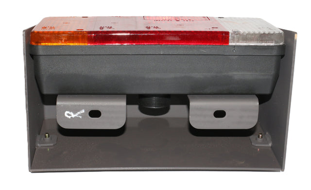 VOLVO ­-­ 404102 ­-­ TAIL LIGHT POD-RH