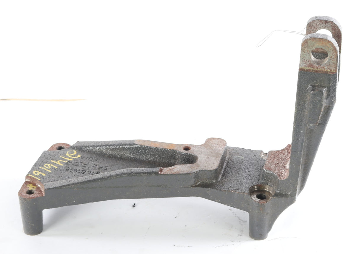MACK ­-­ 21461618 ­-­ BRACKET