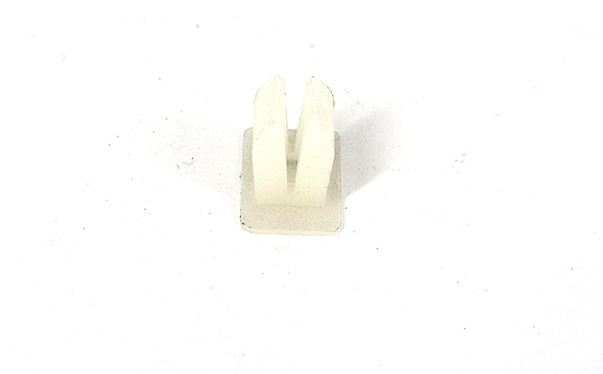 MACK ­-­ 25107779 ­-­ FASTENER