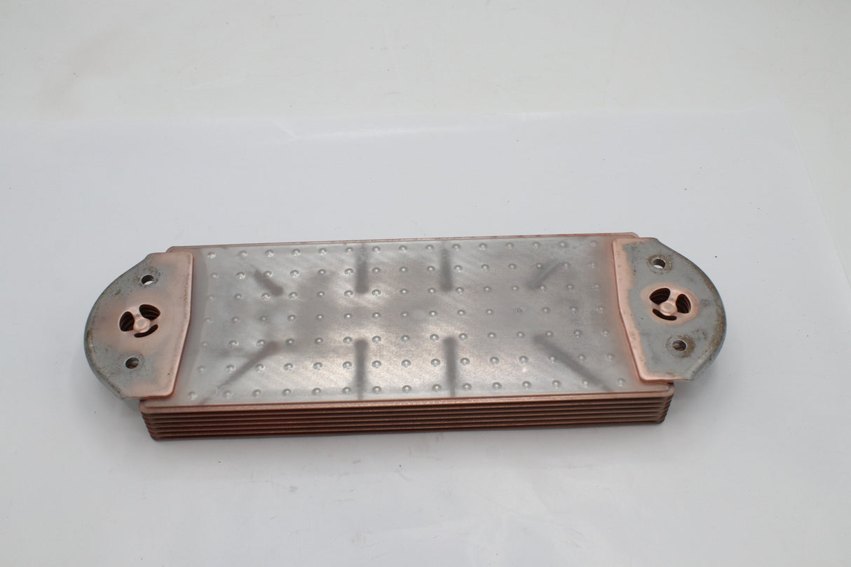 VOLVO ­-­ 20505537 ­-­ OIL COOLER