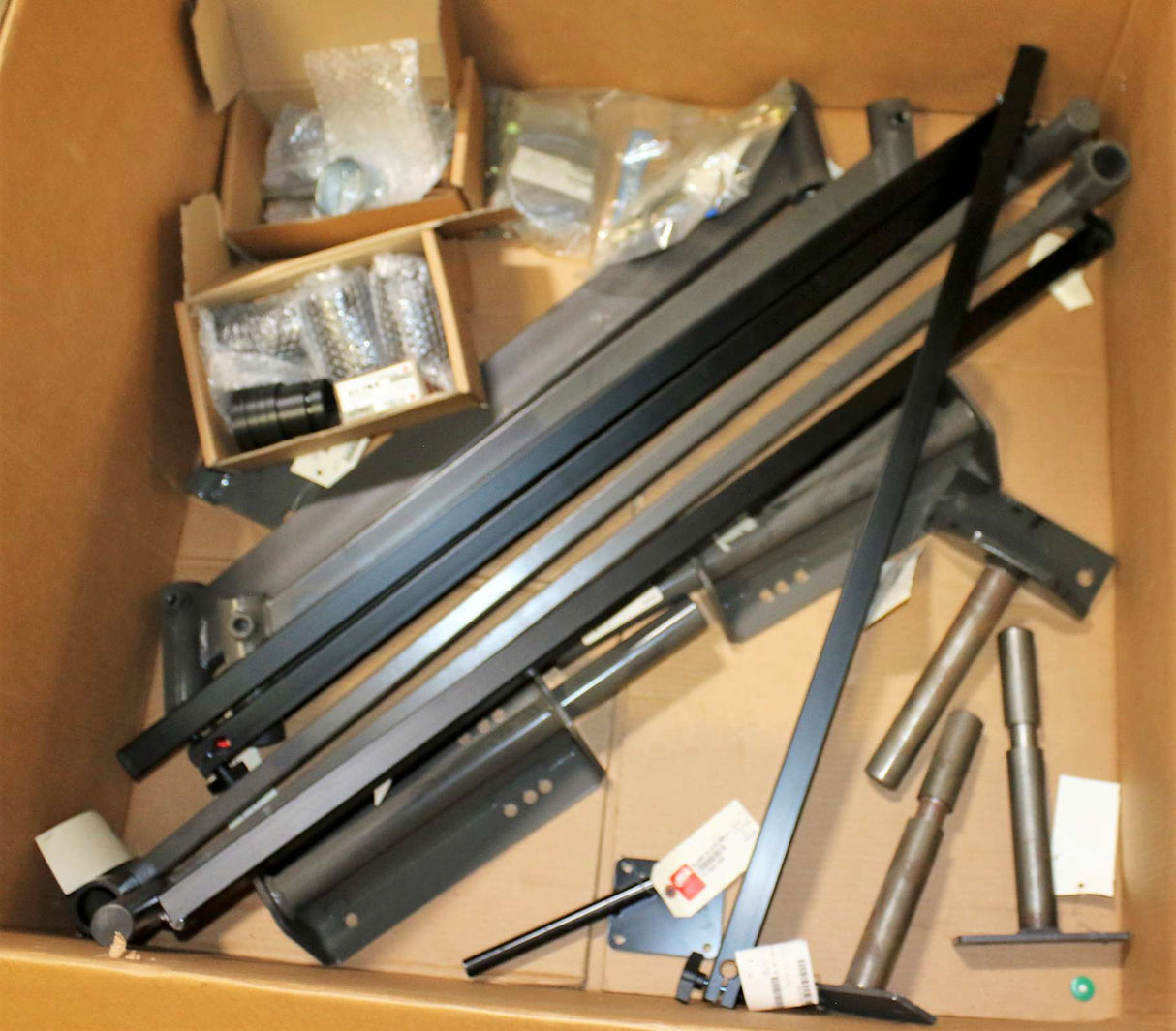 BLAW KNOX ­-­ 13502463 ­-­ LEVELLING KIT